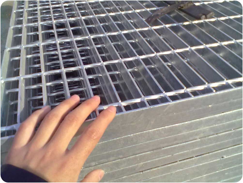 High Quality Galvanized Steel Grating