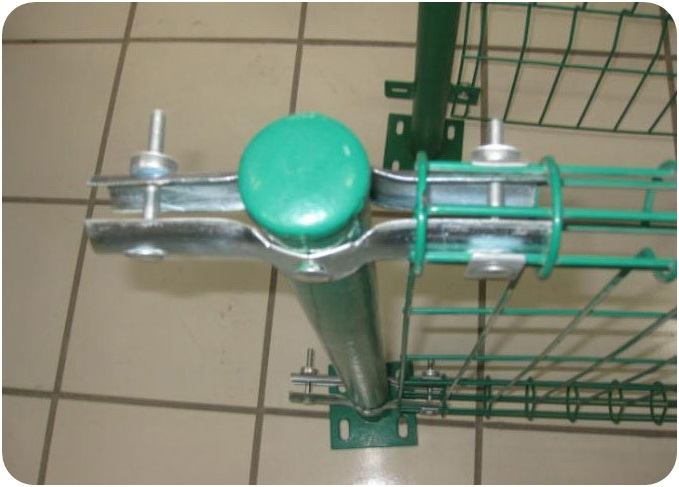 Double Loops Wire Fence